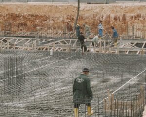 profesjonalne wylewanie fundamentów z betonu wodoszczelnego